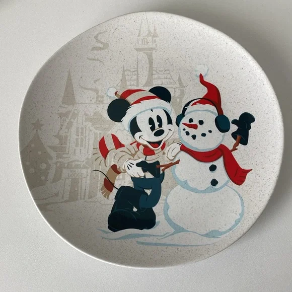 Disney Parks Walt’s Holiday Lodge Collection set of 4 salad plates - Picture 6 of 11